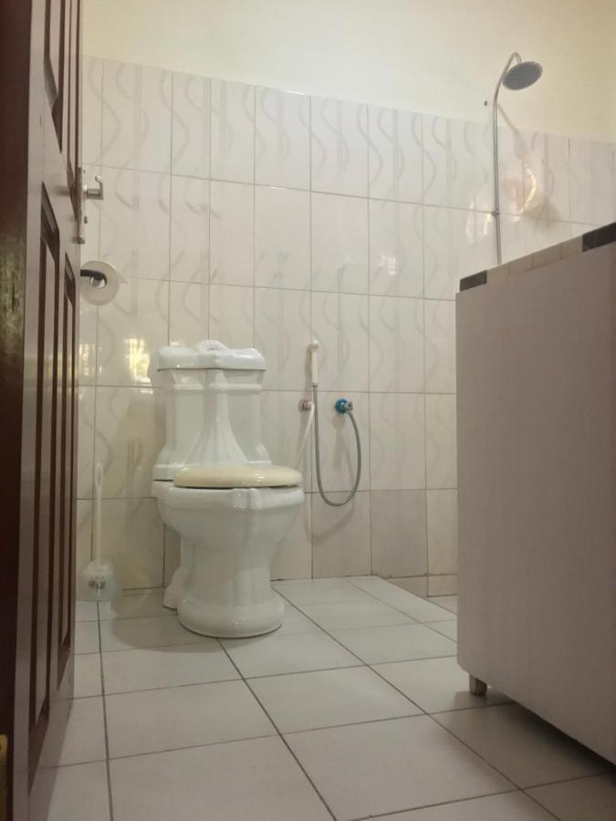 Le Parlour Bed & Breakfast Boma la Ngombe Ngoại thất bức ảnh